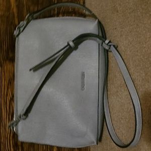 ***Calvin Klein Crossbody***